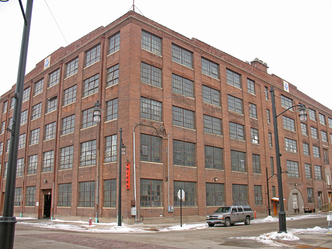 Dupaco will rehabilitate the vacant 141,271 square-foot Voices Building located in Dubuque’s Historic Millwork District. In addition to a Dupaco operations center, the project will create additional office, retail, entrepreneurial, education, and entertainment space for the community.